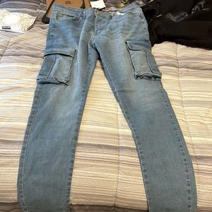 Skinny Cargo Jeans